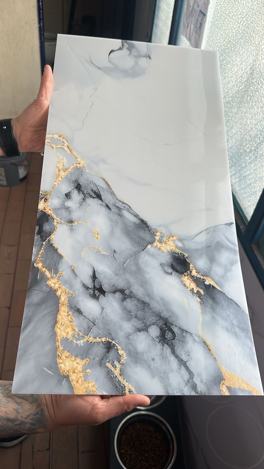 Panel Adhesivo Mármol Lluvia Dorada  x10 unidades