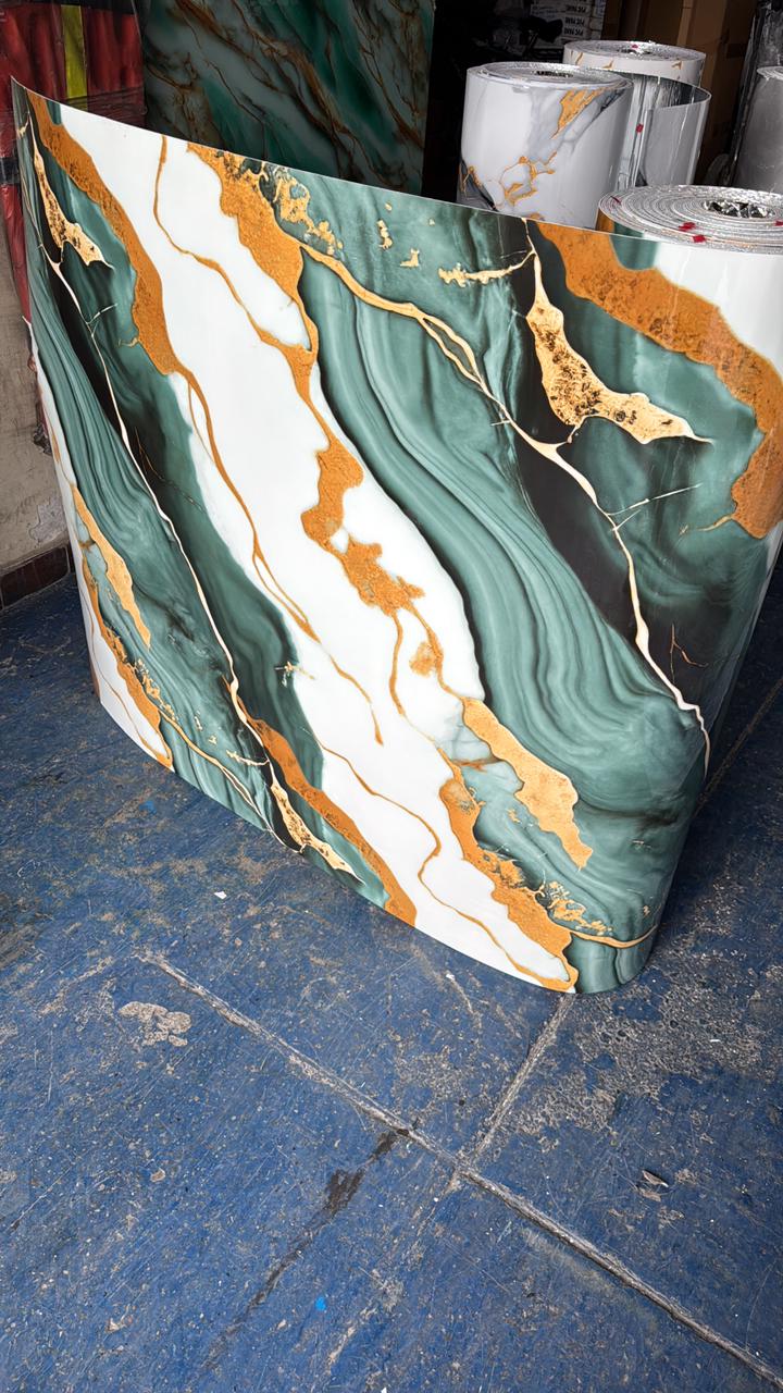 Rollo de mármol adhesivo Río de Oro UVS-5